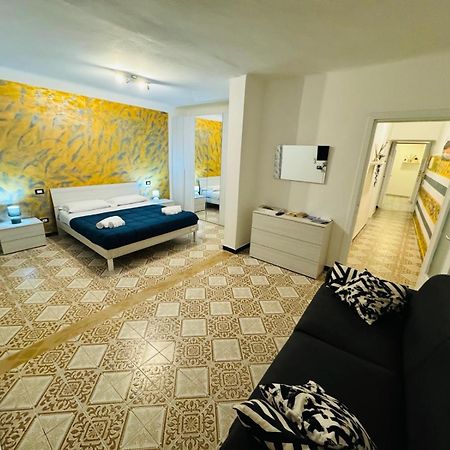 Willy'S Apartment Манарола Екстериор снимка
