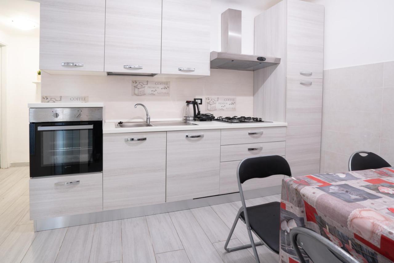 Willy'S Apartment Манарола Екстериор снимка